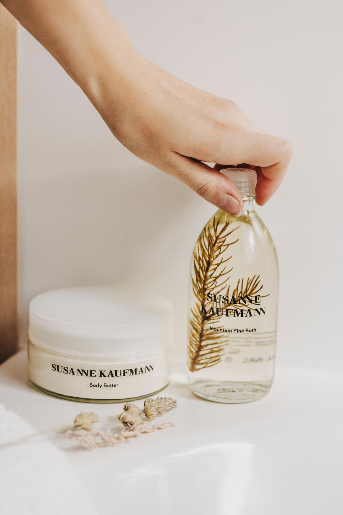Mountain Pine Bath - Susanne Kaufmann